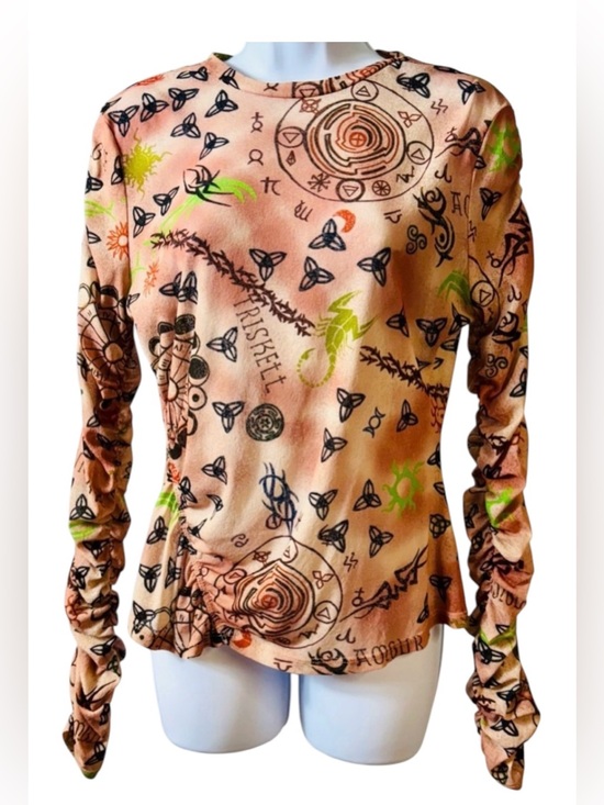 Topshop Tops - TopShop Peach Stretch Celtic Mythical Tattoo‎ Print Ruched Sleeve Top Petite 12
